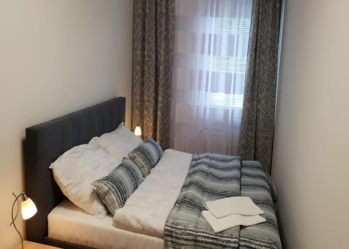 Posluv Mlyn 公寓 多克西